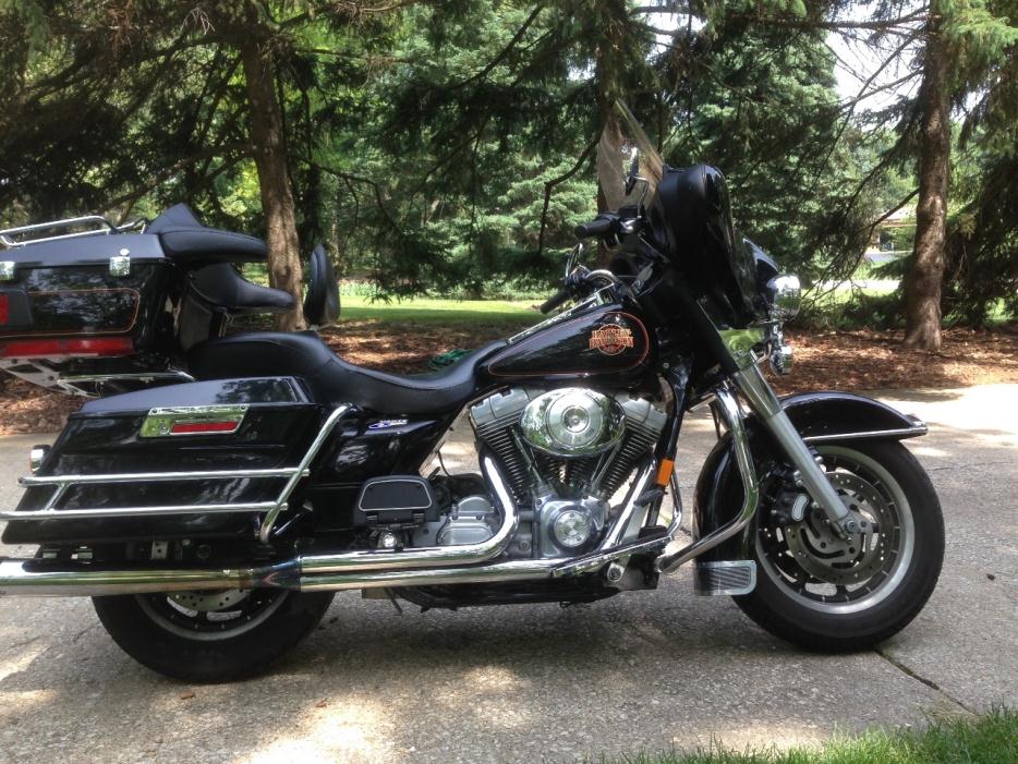 2007 Harley-Davidson FLHTCU - Ultra Classic Electra Glide