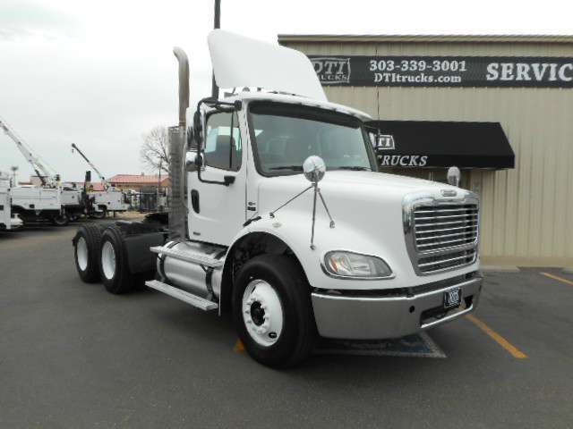 2008 Freightliner Business Class M2 112  Conventional - Day Cab