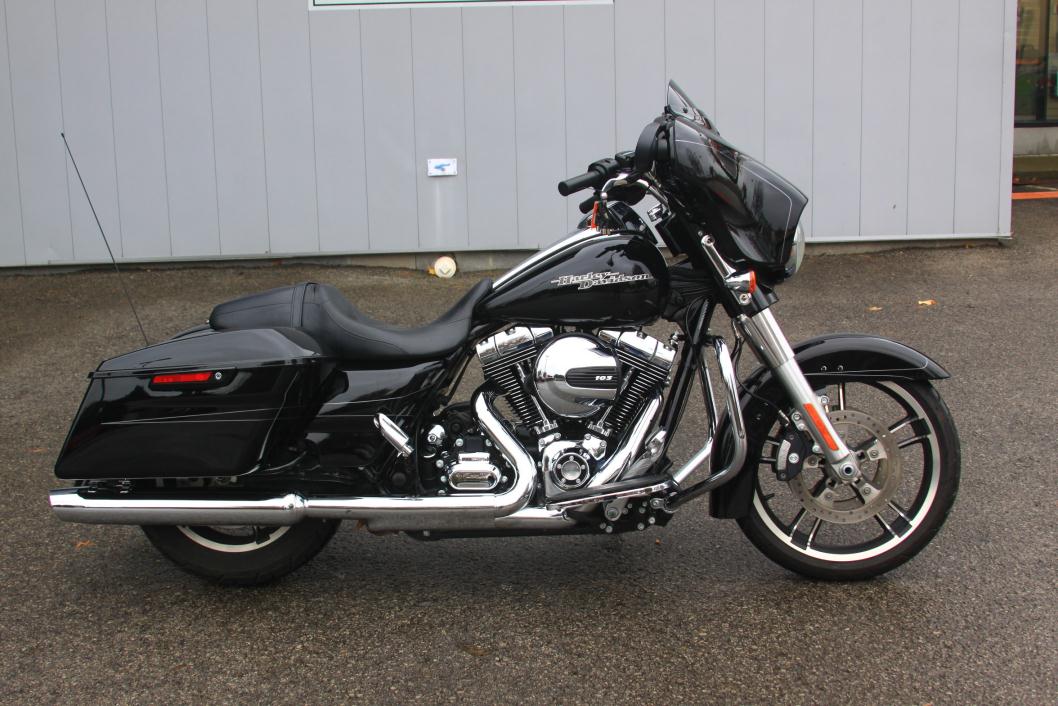 2009 Harley-Davidson Dyna STREET BOB FXDB