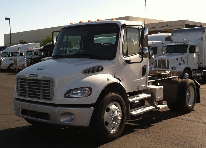 2005 Freightliner M2  Conventional - Day Cab