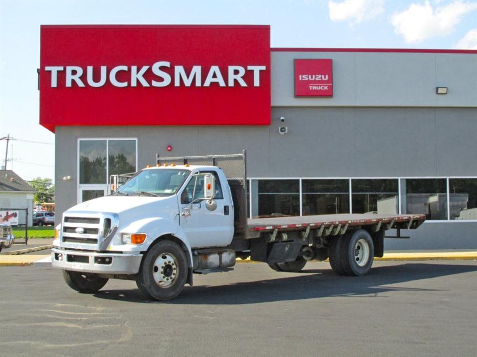 2008 Ford F650  Flatbed Truck