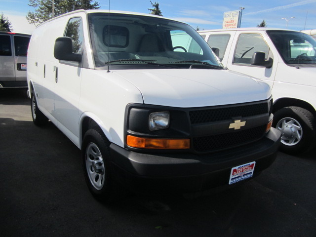 2012 Chevrolet Express G1500  Cargo Van