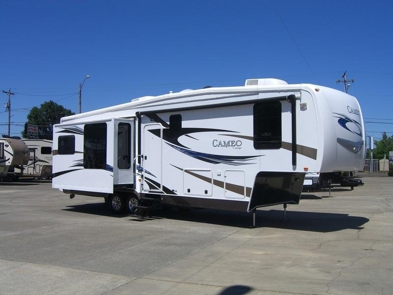 2012 Carriage Cameo 35SB3