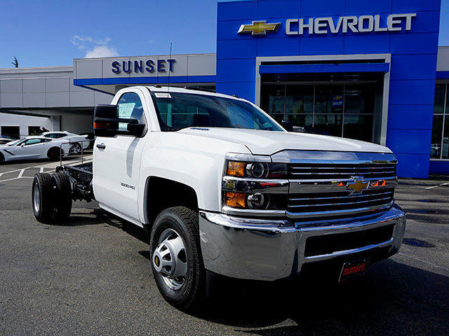 2016 Chevrolet Silverado 3500  Cab Chassis