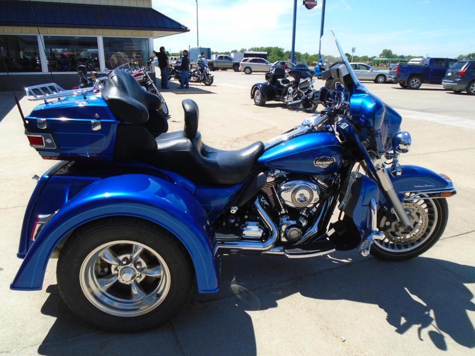 2013 Harley-Davidson STREET GLIDE FLHX 103