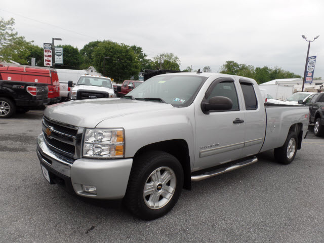 2011 Chevrolet Silverado 1500  Pickup Truck