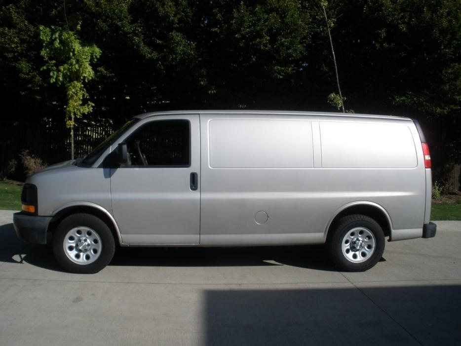 2009 Chevrolet Express  Cargo Van