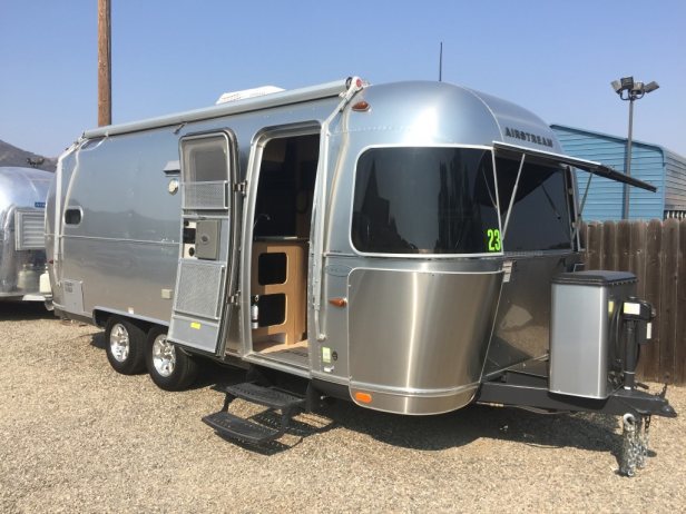 2015 Airstream 23D Flying Cloud