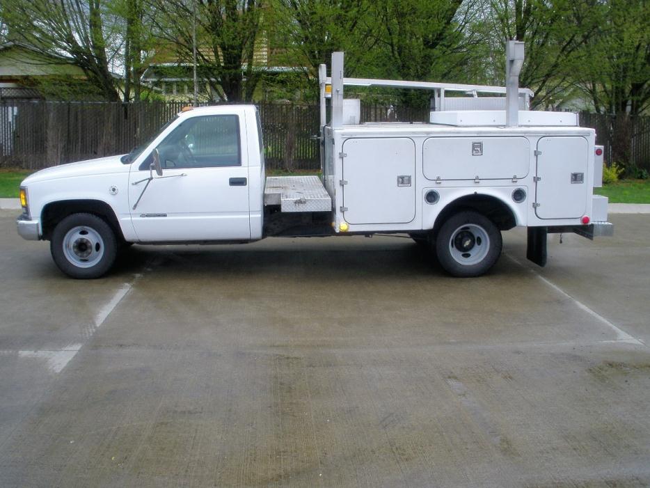 2000 Chevrolet Silverado  Utility Truck - Service Truck