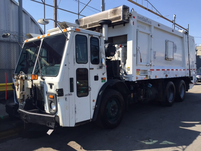 2008 Mack Le 613 Sanitation Removal Garbage Truck