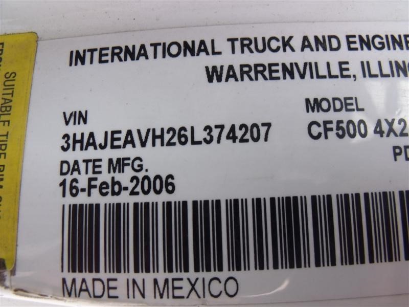 2006 International Cf500  Box Truck - Straight Truck