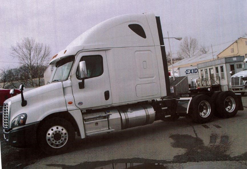 2017 Freightliner Cascadia 125  Conventional - Sleeper Truck