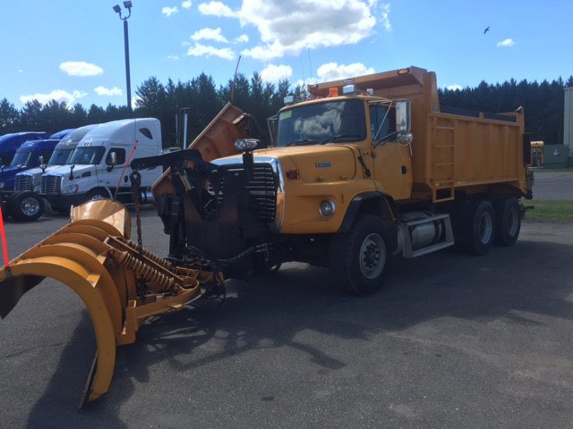 1996 Ford Lts8000  Plow Truck - Spreader Truck