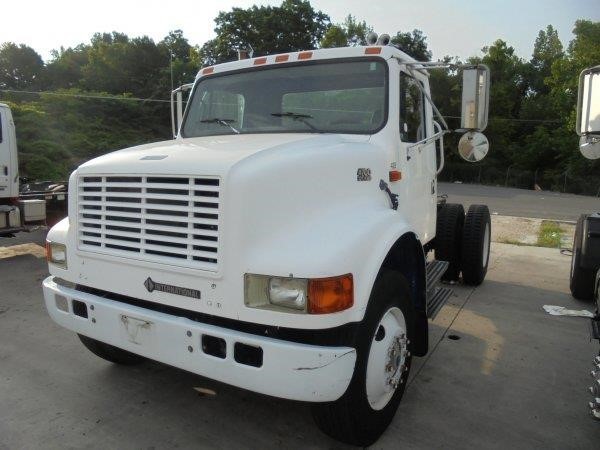 1995 International 4900  Conventional - Day Cab