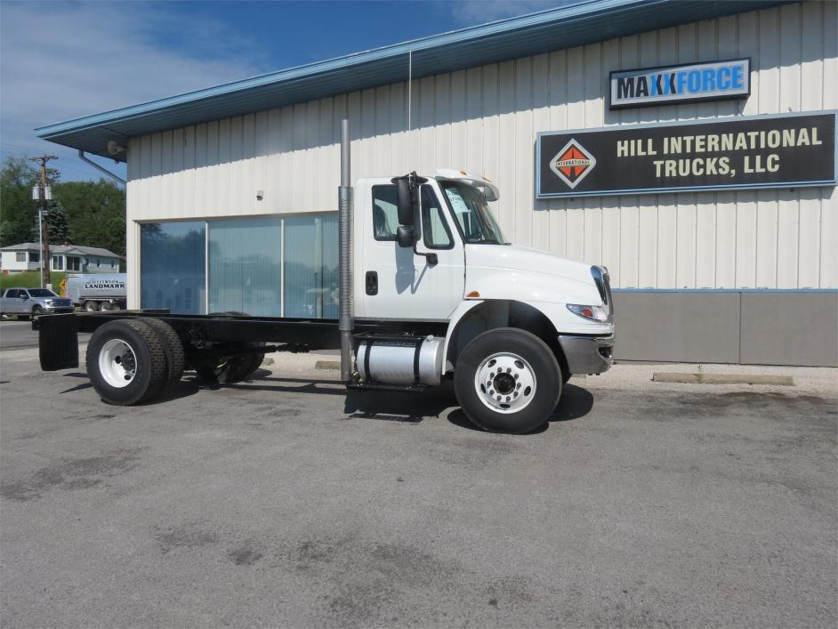 2015 International 4400  Cab Chassis