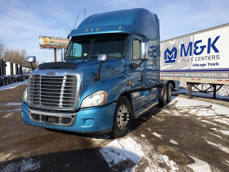 2011 Freightliner Cascadia  Conventional - Sleeper Truck