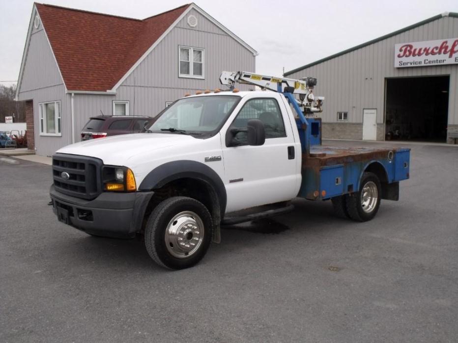 2006 Ford F450  Flatbed Truck