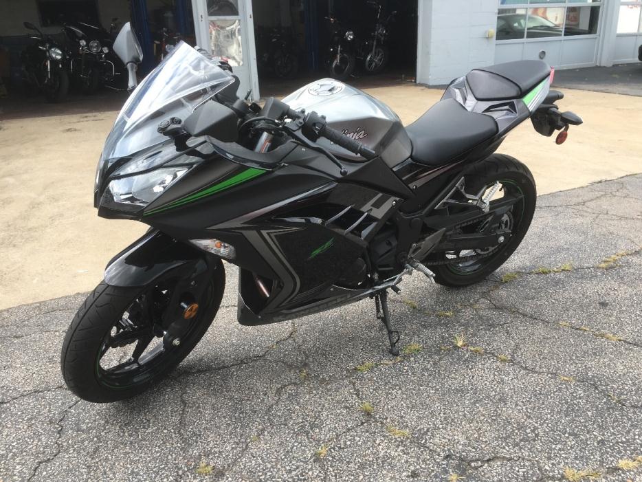 2013 Kawasaki NINJA 300