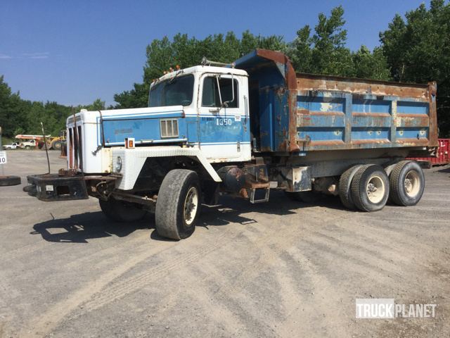 1977 International F-5070  Dump Truck