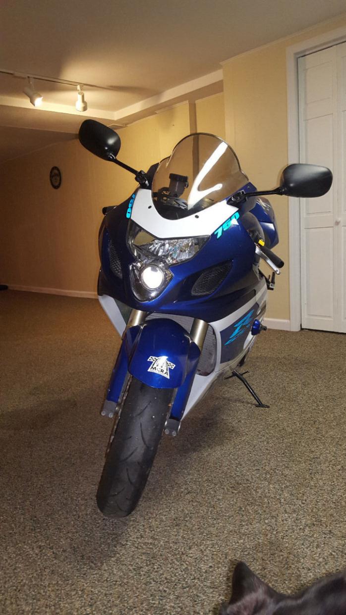 2004 Suzuki GSX-R750