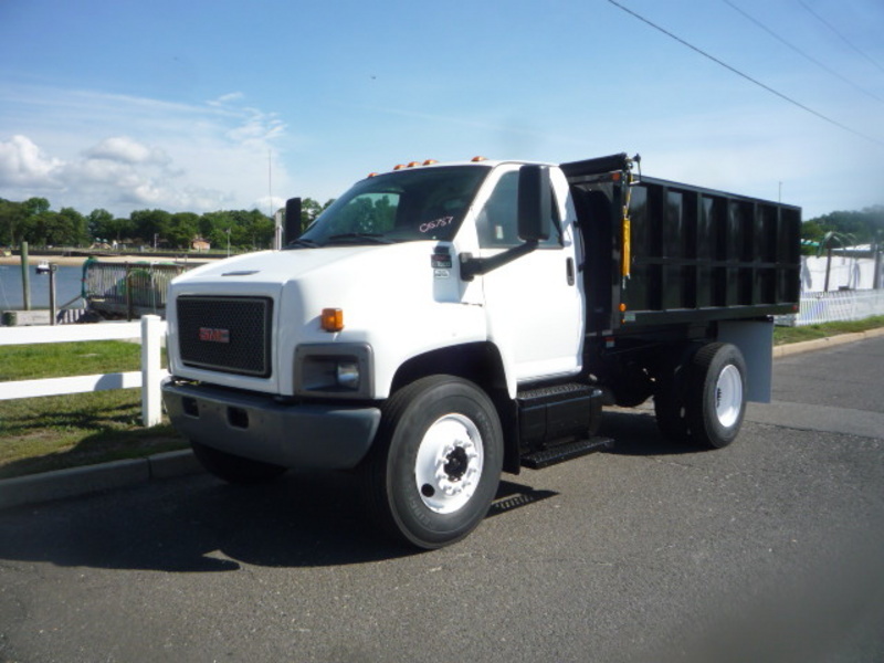 2009 Gmc C7500  Dump Truck