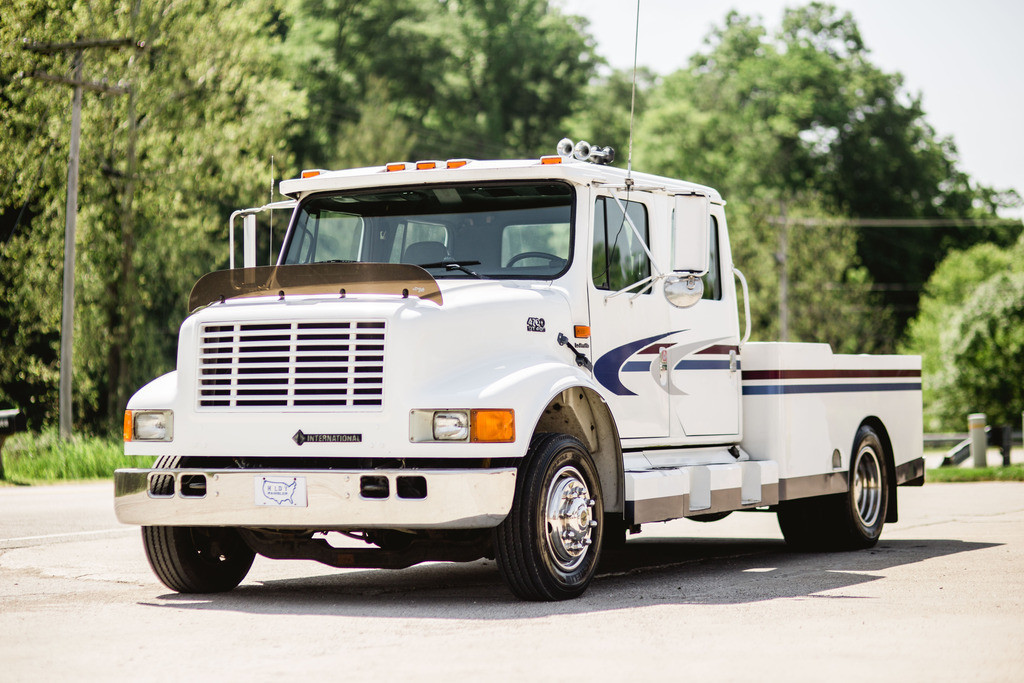 1995 International 4700  Crew Cab