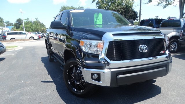 2016 Toyota Tundra  Crew Cab