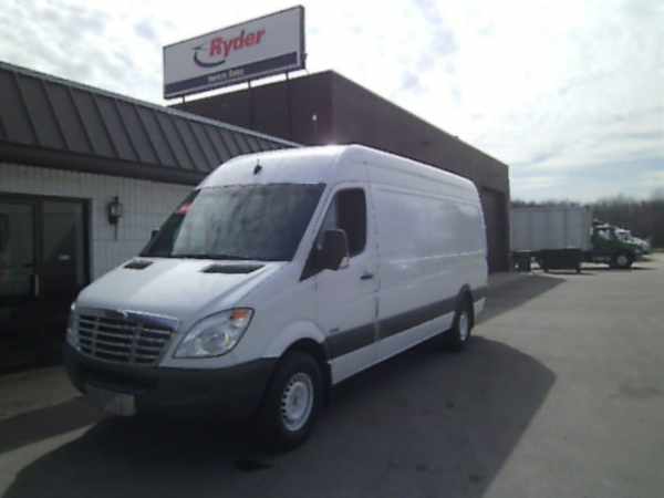 2010 Freightliner Sprinter 2500  Cargo Van