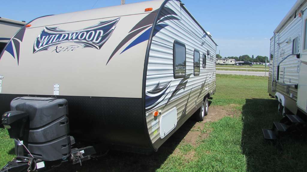 2015 Forest River Wildwood 261BHXL