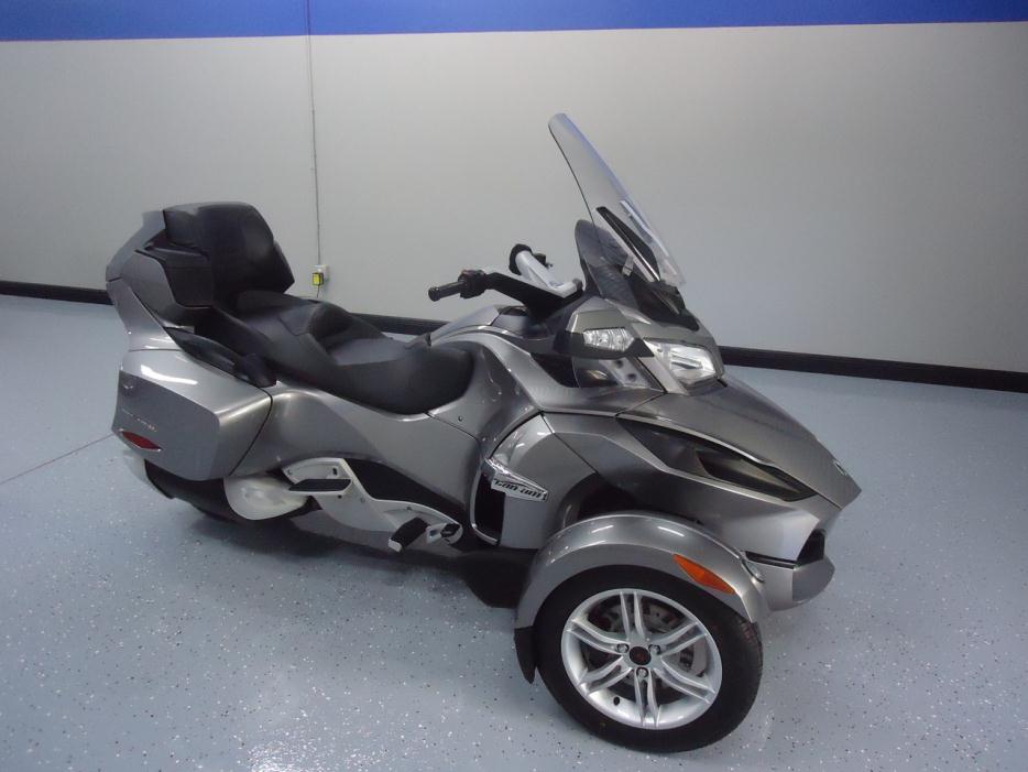 2015 Can-Am Spyder RT LIMITED