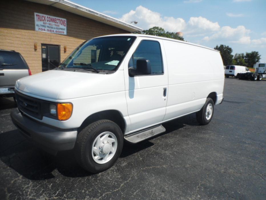 2007 Ford Econoline  Van