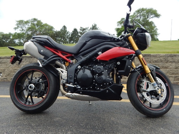 2015 Triumph Speed Triple R ABS