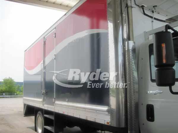 2011 International 4400  Refrigerated Truck