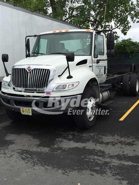 2013 International 4400  Cab Chassis