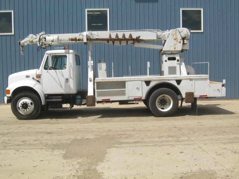1995 International 4900  Cab Chassis