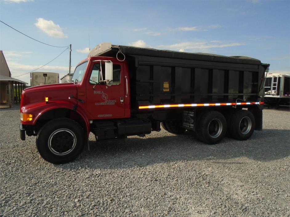 1991 International 4900  Dump Truck