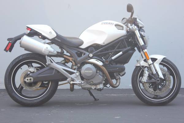 2007 Ducati Monster S2R 1000