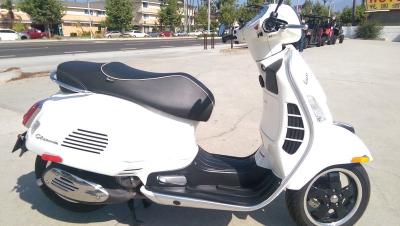 2016 Vespa 946