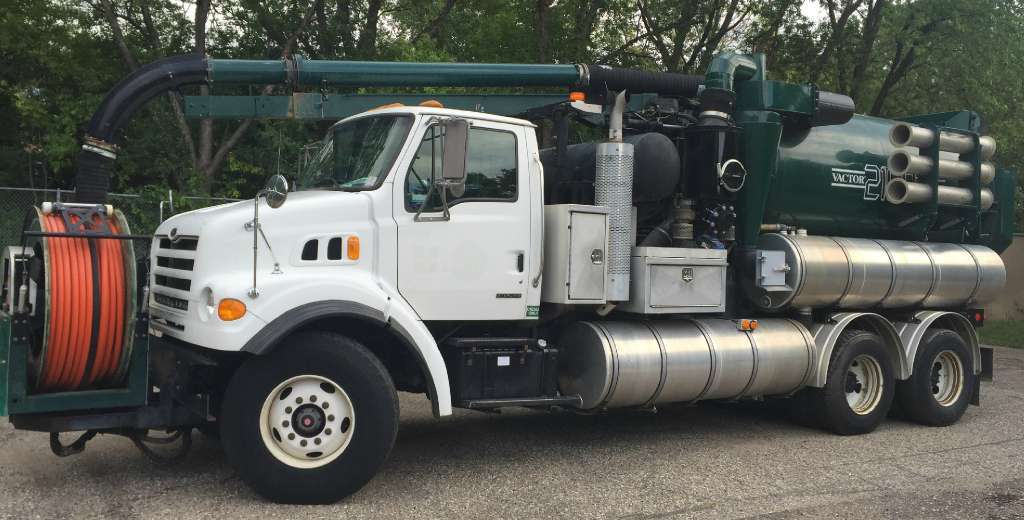 2003 Vactor 2110 Combination Sewer Cleaner - Pd  Tanker Trailer