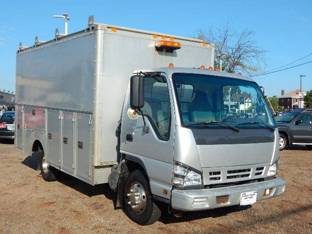 2006 Isuzu Npr  Contractor Truck