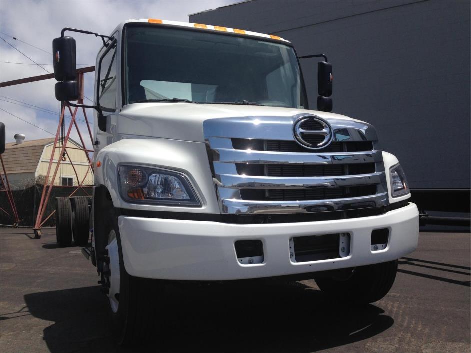 2017 Hino 268a  Cab Chassis