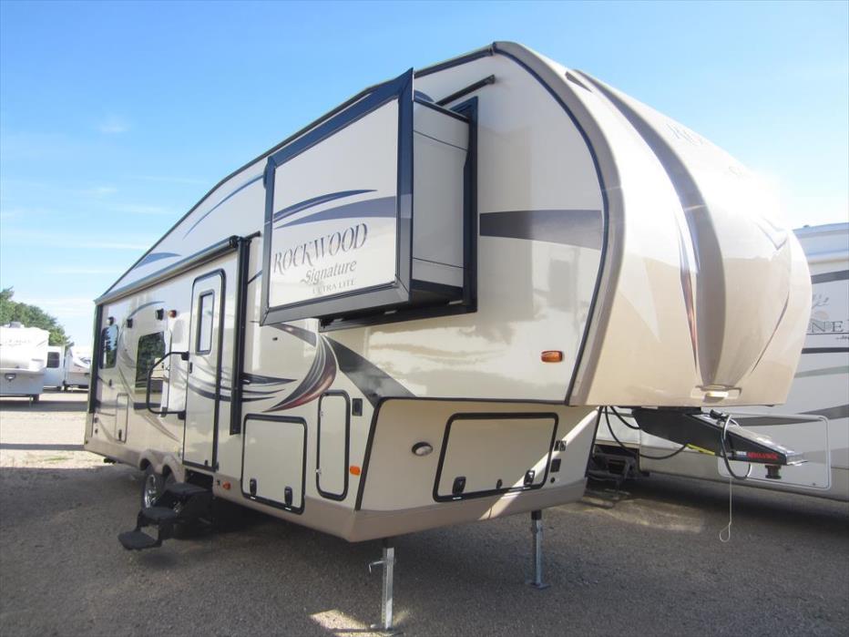 2015 Forest River Rockwood Signature Ultra Lite 8280WS