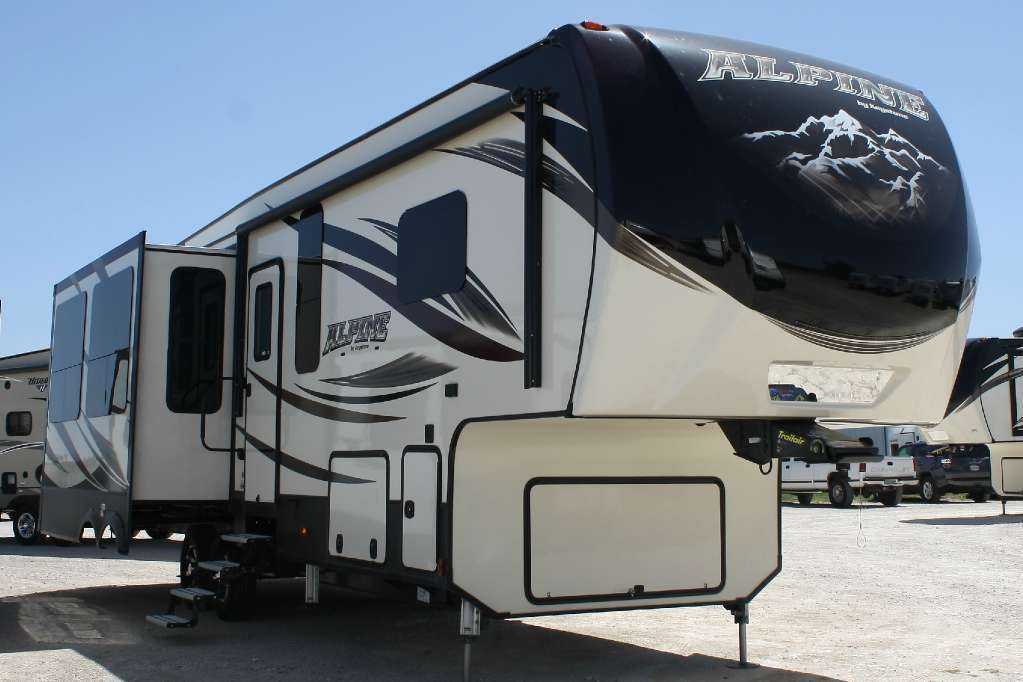 2017 Keystone Alpine 3011RE