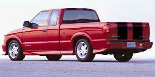 2001 Chevrolet S-10  Pickup Truck