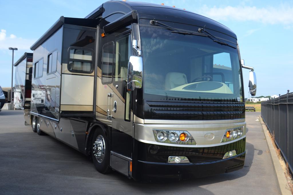 2011 American Coach American Eagle 45T