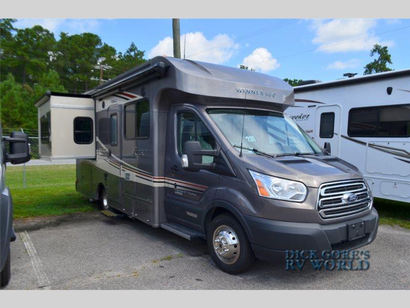 2017 Winnebago Fuse 23T