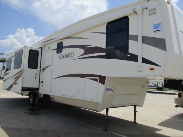 2008 Carriage Cameo 355SBC