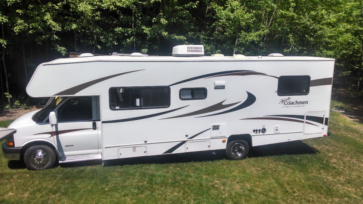 2013 Coachmen Freelander 28QB