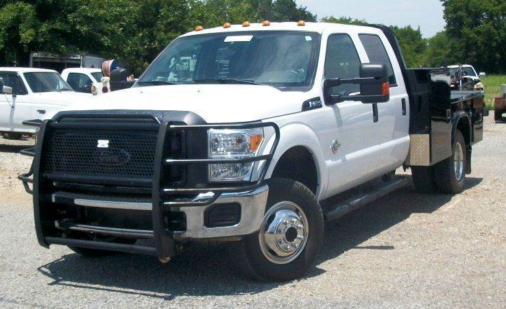 2015 Ford F-350 Super Duty  Flatbed Truck