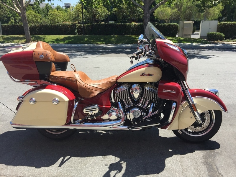 2017 Indian Scout ABS Indian Motorcycle Red Over Thu
